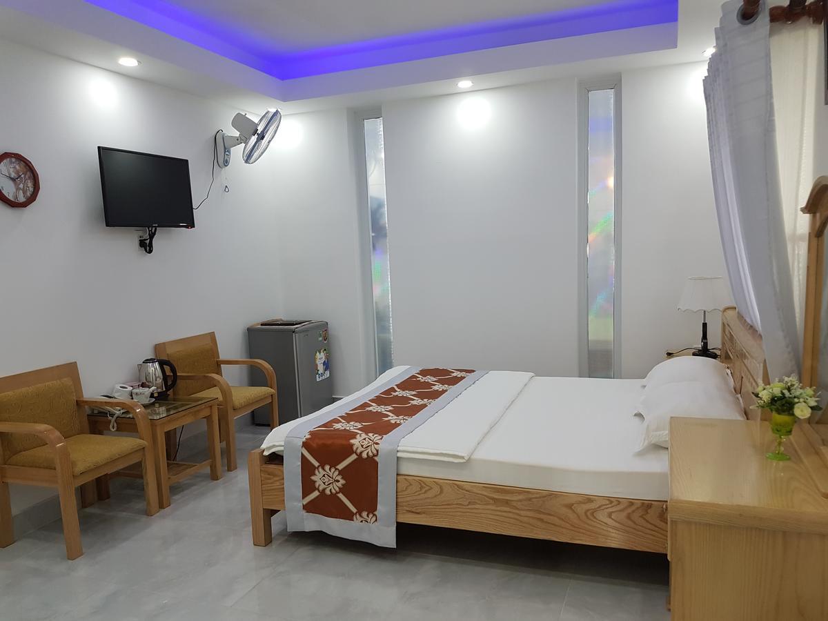 Kieu Lan Hotel Chau Doc Bagian luar foto